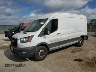 2023 Ford Transit Cargo z VIN 1FTYE1C89PKA17390, wystawiony jako Copart lot #83939214 z przebiegiem 76 099 mil mil oraz Szkoda całkowita • Salvage title. Historia ofert i sprzedaży dostępna na DreamBid. Obrazek 1.