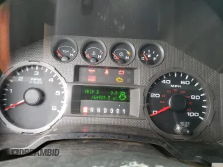 2008 Ford Super Duty F-250 SRW XL with VIN 1FTSX21518EB17725, listed as a Copart auction lot 82667804 with 164,929 mi miles and Salvage Title. Bid and sale history available at carsss.com. Image 9.