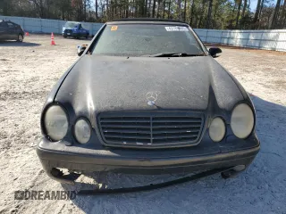 2002 Mercedes-Benz CLK 55 AMG with VIN WDBLK74G52T110954, listed as a Copart auction lot 43180405 with 137,828 mi miles and Clean Title. Bid and sale history available at DreamBid. Image 5.