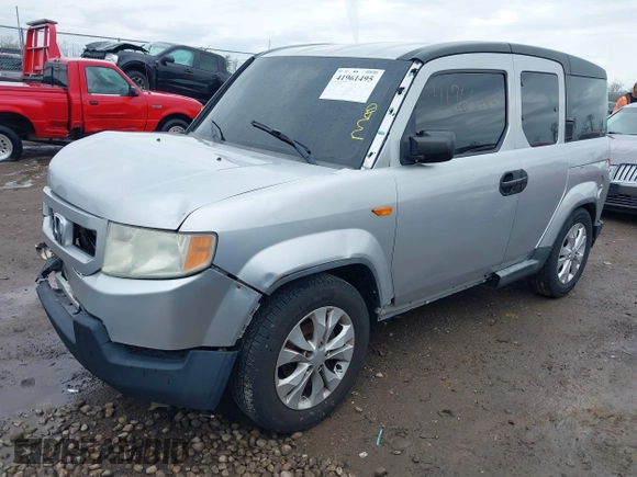 2010 Honda Element EX with VIN 5J6YH2H7XAL001627, listed as a IAAI auction lot 41961495 with 280,088 mi miles and . Bid and sale history available at DreamBid. Image 18.