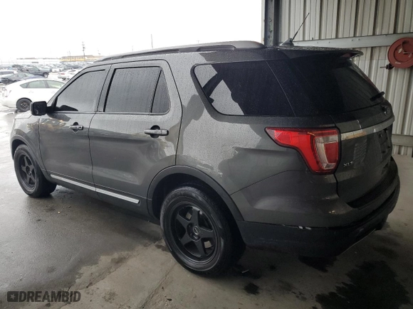 2019 Ford Explorer XLT with VIN 1FM5K7D88KGA52040, listed as a Copart auction lot 47555125 with 92,669 mi miles and Salvage Title. Bid and sale history available at carsss.com. Image 2.