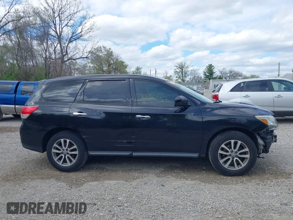 2014 Nissan Pathfinder SV with VIN 5N1AR2MN8EC715394, listed as a IAAI auction lot 42080367 with 141,208 mi miles. Bid and sale history available at carsss.com. Image 14.