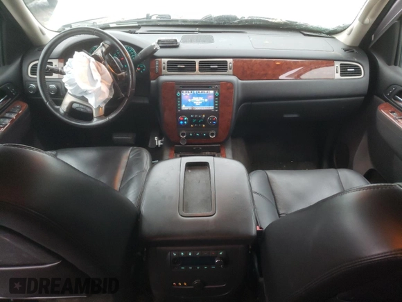 2010 Chevrolet Suburban LTZ with VIN 1GNUKKE31AR152299, listed as a Copart auction lot 83791914 with 209,102 mi miles and Clean Title. Bid and sale history available at carsss.com. Image 8.
