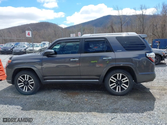 2017 Toyota 4Runner SR5 with VIN JTEBU5JR9H5415822, listed as a IAAI auction lot 41806456 with 129,585 mi miles. Bid and sale history available at carsss.com. Image 14.