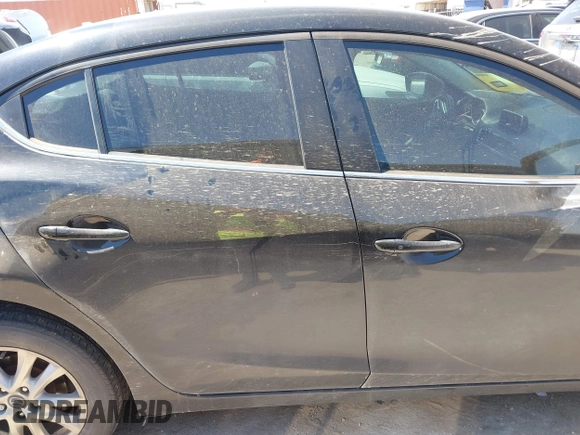2014 Mazda 3 i Touring with VIN JM1BM1V79E1140025, listed as a IAAI auction lot 41861473 with 171,715 mi miles and . Bid and sale history available at DreamBid. Image 13.