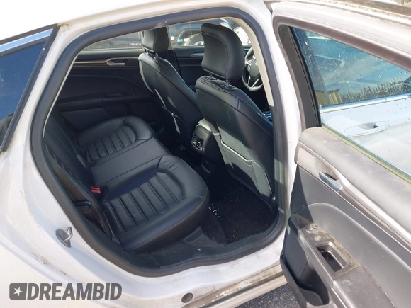 2018 Ford Fusion SE with VIN 3FA6P0HDXJR127018, listed as a IAAI auction lot 42013450 with 93,761 mi miles. Bid and sale history available at carsss.com. Image 8.