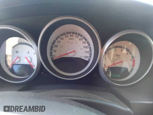 2009 Dodge Grand Caravan SXT z VIN 2D8HN54169R539294, wystawiony jako IAAI lot #41804315 z przebiegiem 175 090 mil mil oraz . Historia ofert i sprzedaży dostępna na DreamBid. Obrazek 7.