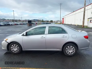 2009 Toyota Corolla with VIN 1NXBU40E39Z131392, listed as a IAAI auction lot 41194018 with 136,031 mi miles. Bid and sale history available at carsss.com. Image 14.