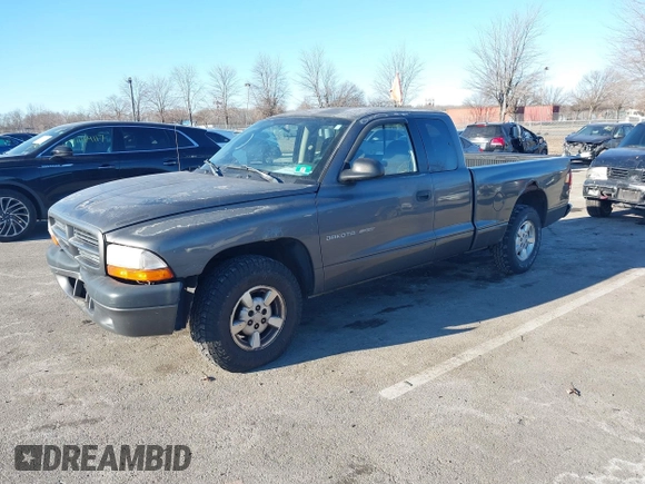 2002 Dodge Dakota Sport with VIN 1B7GL32X52S564722, listed as a IAAI auction lot 41455669 with 211,890 mi miles. Bid and sale history available at carsss.com. Image 2.