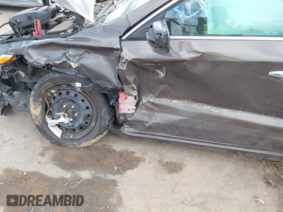 2016 Nissan Altima S with VIN 1N4AL3AP2GN313109, listed as a IAAI auction lot 41143128 with 183,723 mi miles and . Bid and sale history available at DreamBid. Image 6.
