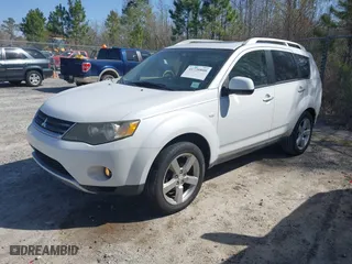 2007 Mitsubishi Outlander XLS with VIN JA4MS41X77Z010619, listed as a IAAI auction lot 41720800 with 217,070 mi miles. Bid and sale history available at carsss.com. Image 2.