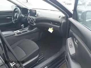 2023 Nissan Sentra SV z VIN 3N1AB8CV6PY324853, wystawiony jako IAAI lot #42343571 z przebiegiem 31 194 mil mil oraz . Historia ofert i sprzedaży dostępna na DreamBid. Obrazek 5.