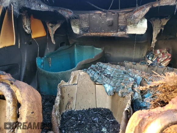 2014 Ford Edge SEL z VIN 2FMDK4JC7EBB51186, wystawiony jako Copart lot #88908755 z przebiegiem Nie podano mil oraz Nie do naprawy • Non repairable. Historia ofert i sprzedaży dostępna na DreamBid. Obrazek 10.