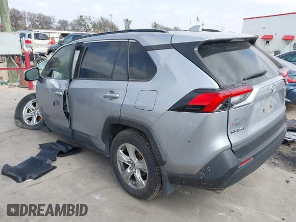 2019 Toyota RAV4 XLE with VIN JTMW1RFV4KD022612, listed as a IAAI auction lot 41717134 with 52,190 mi miles. Bid and sale history available at carsss.com. Image 3.