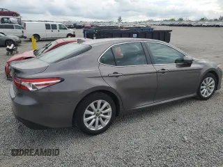 2020 Toyota Camry LE with VIN 4T1C11AKXLU990227, listed as a Copart auction lot 54659915 with 44,435 mi miles and Salvage Title. Bid and sale history available at DreamBid. Image 3.