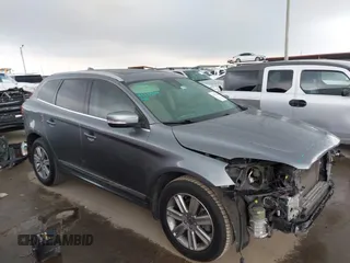 2017 Volvo XC60 Inscription z VIN YV440MDU1H2018686, wystawiony jako IAAI lot #41911216 z przebiegiem 122 713 mil mil oraz . Historia ofert i sprzedaży dostępna na DreamBid. Obrazek 1.