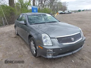 2006 Cadillac STS z VIN 1G6DW677860129248, wystawiony jako IAAI lot #42042675 z przebiegiem 152 956 mil mil oraz . Historia ofert i sprzedaży dostępna na DreamBid. Obrazek 1.
