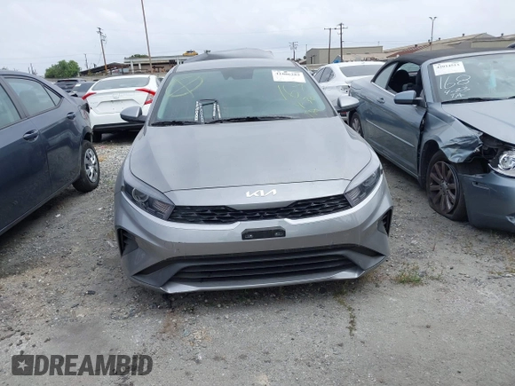 2024 Kia Forte LXS with VIN 3KPF24AD0RE840796, listed as a IAAI auction lot 41806283 with 4,000 mi miles. Bid and sale history available at carsss.com. Image 12.