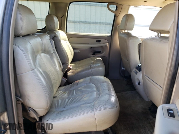 2002 Chevrolet Suburban LS with VIN 1GNFK16Z32J329649, listed as a Copart auction lot 46812625 with 263,117 mi miles and Clean Title. Bid and sale history available at carsss.com. Image 11.