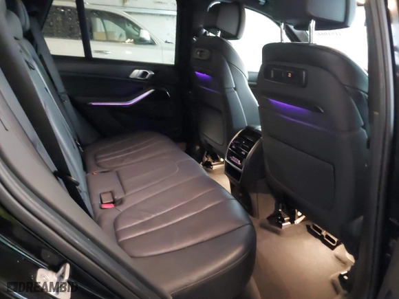 2019 BMW X5 xDrive40i with VIN 5UXCR6C59KLL12458, listed as a IAAI auction lot 41910665 with 80,287 mi miles. Bid and sale history available at carsss.com. Image 8.