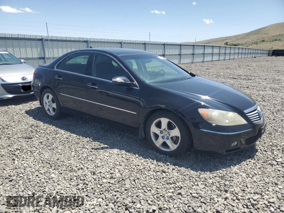 2005 Acura RL with VIN JH4KB16525C003353, listed as a Copart auction lot 61228265 with 150,548 mi miles and Salvage title. Bid and sale history available at DreamBid. Image 4.