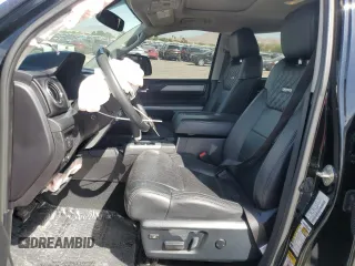 2015 Toyota Tundra Platinum z VIN 5TFAW5F15FX439338, wystawiony jako Copart lot #53471185 z przebiegiem 93 454 mil mil oraz Szkoda całkowita • Salvage title. Historia ofert i sprzedaży dostępna na DreamBid. Obrazek 7.