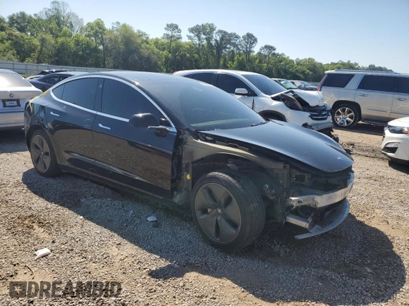 2019 Tesla Model 3 Mid Range z VIN 5YJ3E1EA7KF484369, wystawiony jako Copart lot #51605785 z przebiegiem 101 452 mil mil oraz Nie do naprawy • Non repairable. Historia ofert i sprzedaży dostępna na DreamBid. Obrazek 4.
