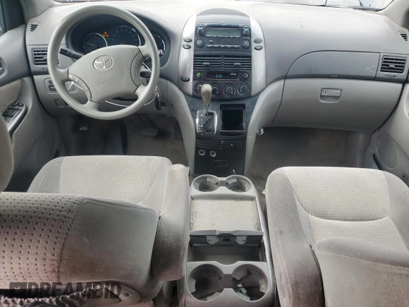 2008 Toyota Sienna CE with VIN 5TDZK23C98S108161, listed as a Copart auction lot 45525695 with 209,785 mi miles and Salvage Title. Bid and sale history available at carsss.com. Image 8.