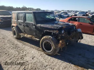 2016 Jeep Wrangler Unlimited Rubicon Hard Rock with VIN 1C4BJWFG4GL137772, listed as a Copart auction lot 82972494 with 0 mi miles and Salvage Title. Bid and sale history available at carsss.com. Image 4.