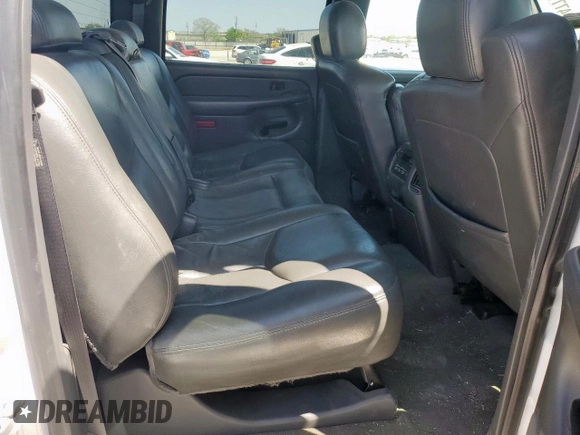 2005 GMC Sierra 2500HD SLE z VIN 1GTHK23245F813805, wystawiony jako Copart lot #51147775 z przebiegiem 213 786 mil mil oraz Czysty tytuł • Clean title. Historia ofert i sprzedaży dostępna na DreamBid. Obrazek 10.