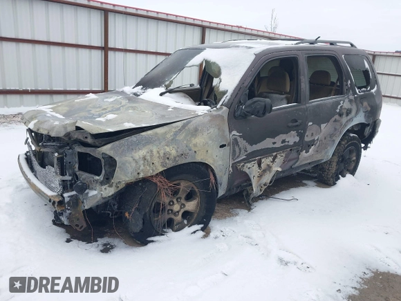 2002 Mazda Tribute LX with VIN 4F2CU08172KM16293, listed as a IAAI auction lot 41496093 with Not Provided miles and . Bid and sale history available at carsss.com. Image 2.