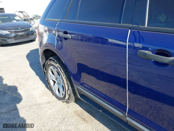 2013 Ford Edge SE with VIN 2FMDK3G92DBB70989, listed as a IAAI auction lot 41585462 with 1 mi miles. Bid and sale history available at carsss.com. Image 6.