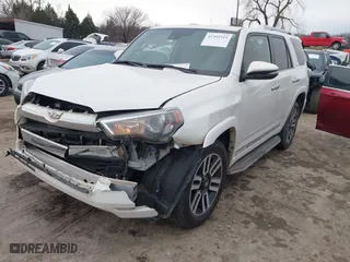 2020 Toyota 4Runner SR5 with VIN JTEBU5JR2L5822163, listed as a IAAI auction lot 41352311 with 100,418 mi miles. Bid and sale history available at carsss.com. Image 17.