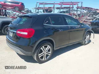 2017 Mercedes-Benz GLA 250 z VIN WDCTG4EB5HJ341002, wystawiony jako IAAI lot #41833218 z przebiegiem 131 940 mil mil oraz . Historia ofert i sprzedaży dostępna na DreamBid. Obrazek 4.
