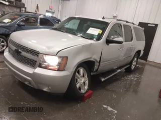 2011 Chevrolet Suburban LTZ with VIN 1GNSKKE31BR143238, listed as a IAAI auction lot 41621927 with 224,313 mi miles and . Bid and sale history available at DreamBid. Image 19.
