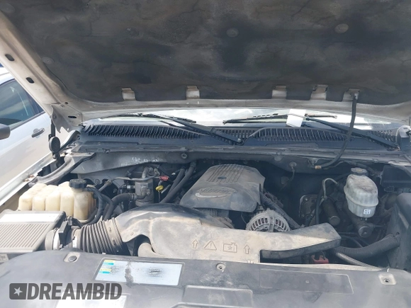 2005 Chevrolet Tahoe LS with VIN 1GNEC13V85R130838, listed as a IAAI auction lot 42408116 with Not provided miles and . Bid and sale history available at DreamBid. Image 10.