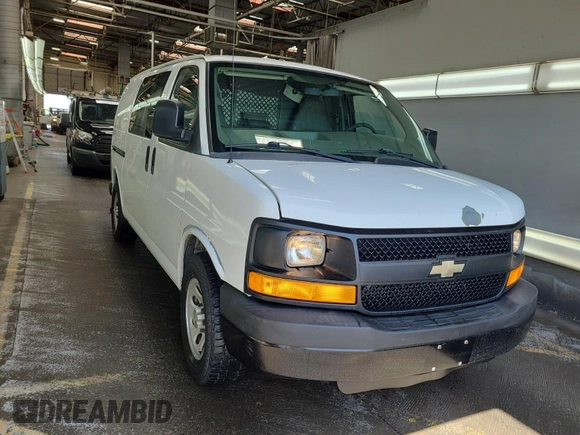 2012 Chevrolet Express Cargo z VIN 1GCSGAFX9C1137368, wystawiony jako IAAI lot #42619588 z przebiegiem 226 230 mil mil oraz . Historia ofert i sprzedaży dostępna na DreamBid. Obrazek 47.