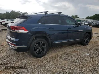 2020 Volkswagen Atlas SE with VIN 1V26E2CA2LC231768, listed as a Copart auction lot 57769365 with 68,185 mi miles and Salvage title. Bid and sale history available at DreamBid. Image 3.