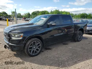 2019 Ram 1500 Laramie z VIN 1C6SRFJT8KN634132, wystawiony jako Copart lot #56931245 z przebiegiem 142 863 mil mil oraz Szkoda całkowita • Salvage title. Historia ofert i sprzedaży dostępna na DreamBid. Obrazek 1.