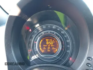 2012 FIAT 500 Sport z VIN 3C3CFFBRXCT119275, wystawiony jako IAAI lot #42133950 z przebiegiem 98 715 mil mil oraz . Historia ofert i sprzedaży dostępna na DreamBid. Obrazek 7.