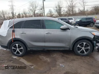 2018 Kia Sorento EX with VIN 5XYPHDA55JG420454, listed as a IAAI auction lot 41456515 with 96,108 mi miles and . Bid and sale history available at carsss.com. Image 13.