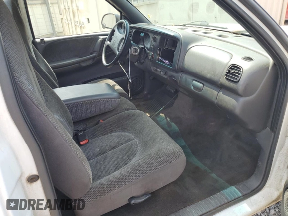 1999 Dodge Dakota SLT z VIN 1B7FL26X3XS170126, wystawiony jako Copart lot #54621095 z przebiegiem 192 965 mil mil oraz Szkoda całkowita • Salvage title. Historia ofert i sprzedaży dostępna na DreamBid. Obrazek 10.
