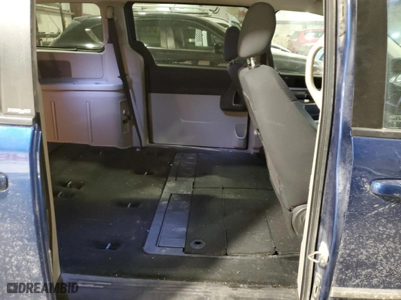 2010 Dodge Grand Caravan SXT with VIN 2D4RN5D14AR101531, listed as a Copart auction lot 42617595 with 238,350 mi miles and Salvage Title. Bid and sale history available at carsss.com. Image 12.