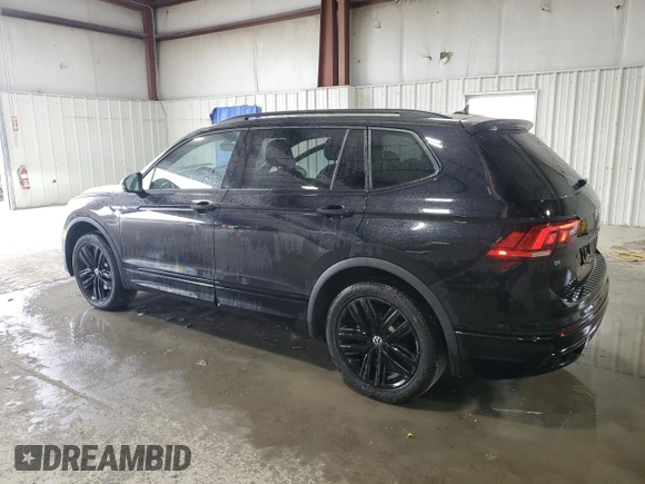 2022 Volkswagen Tiguan SE R-Line Black with VIN 3VV8B7AX6NM168877, listed as a Copart auction lot 47400525 with 21,601 mi miles and Salvage Title. Bid and sale history available at DreamBid. Image 2.