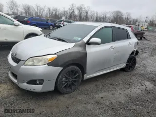 2009 Toyota Matrix S with VIN 2T1KE40E29C003059, listed as a Copart auction lot 52121755 with 198,906 mi miles and Clean Title. Bid and sale history available at carsss.com. Image 1.