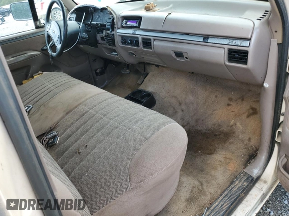 1992 Ford F-150 with VIN 1FTEX14H4NKB65424, listed as a Copart auction lot 73975604 with 207,148 mi miles and Clean Title. Bid and sale history available at DreamBid. Image 8.