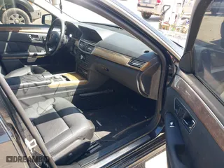 2011 Mercedes-Benz E-Class E 350 Luxury with VIN WDDHF8HB2BA433473, listed as a IAAI auction lot 41968313 with 140,113 mi miles. Bid and sale history available at carsss.com. Image 5.