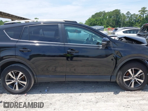 2018 Toyota RAV4 XLE z VIN 2T3WFREVXJW491725, wystawiony jako IAAI lot #42216365 z przebiegiem 76 365 mil mil oraz . Historia ofert i sprzedaży dostępna na DreamBid. Obrazek 13.