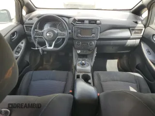 2018 Nissan LEAF SV with VIN 1N4AZ1CP9JC302563, listed as a Copart auction lot 56521215 with 104,124 mi miles and Clean title. Bid and sale history available at DreamBid. Image 8.