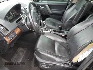 2009 Land Rover LR2 HSE z VIN SALFT24N39H118330, wystawiony jako Copart lot #57363945 z przebiegiem 235 599 mil mil oraz Szkoda całkowita • Salvage title. Historia ofert i sprzedaży dostępna na DreamBid. Obrazek 7.